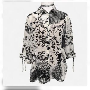 Stylish Monochrome Women's Button Down Shirt